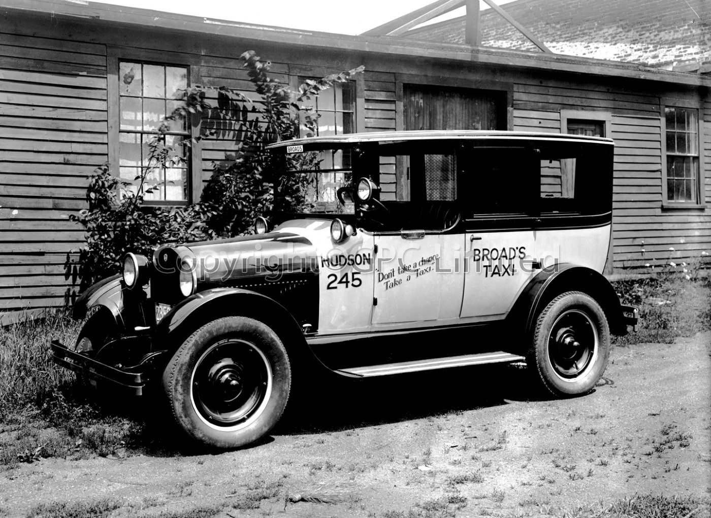 Broads Taxi - Retro Photos